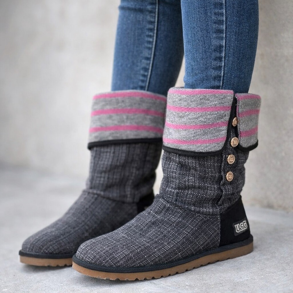 Vintage UGG Australia Boots Womens Y2K Button Stripe  Fold Over Cuff Gray Pink 7